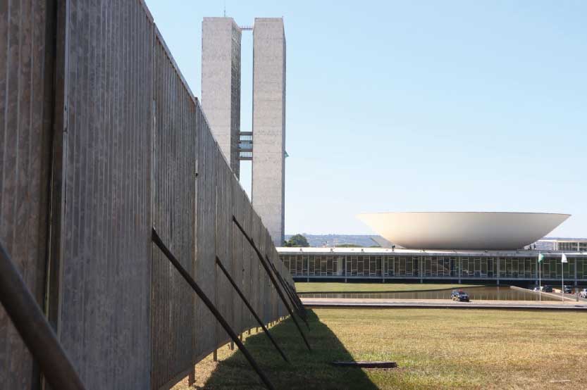 Precisamos falar sobre intolerância política